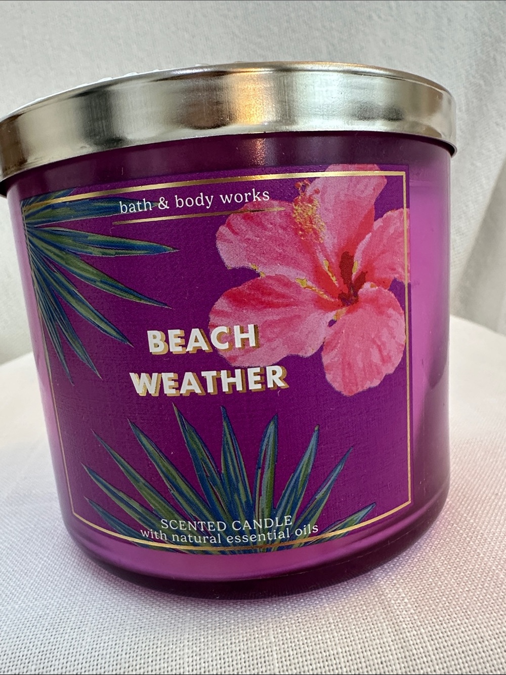 Bath & Body Works Beach Weather Scented 3 wick Candle NWT